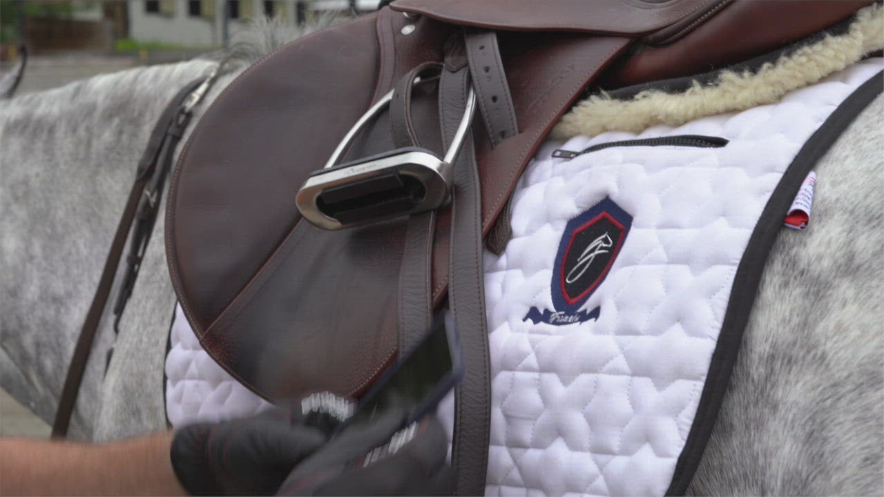 Farris Equestrian Performance Saddle Pad (Saddle cloth) with Smartphone Pocket